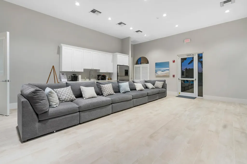 4245 Bluff Harbor Way Wellington FL 33449