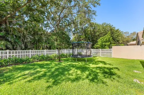 4245 Bluff Harbor Way Wellington FL 33449