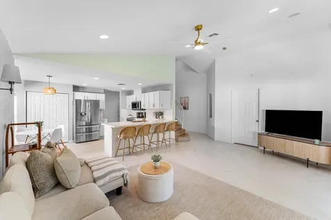 4245 Bluff Harbor Way Wellington FL 33449