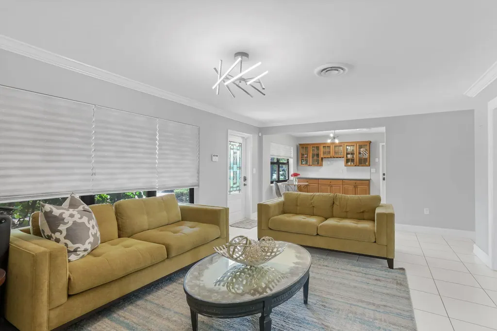 1701 NE 63rd Court Fort Lauderdale FL 33334