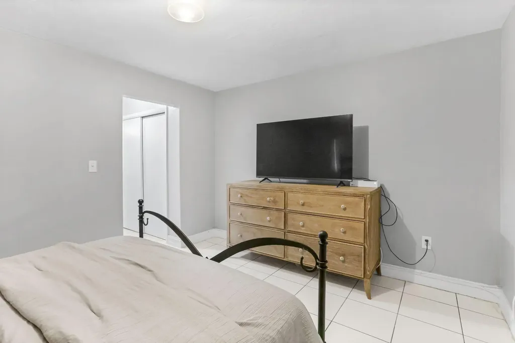 1701 NE 63rd Court Fort Lauderdale FL 33334