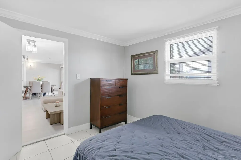 1701 NE 63rd Court Fort Lauderdale FL 33334
