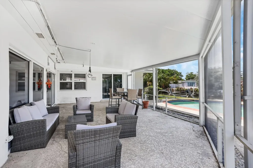 1701 NE 63rd Court Fort Lauderdale FL 33334