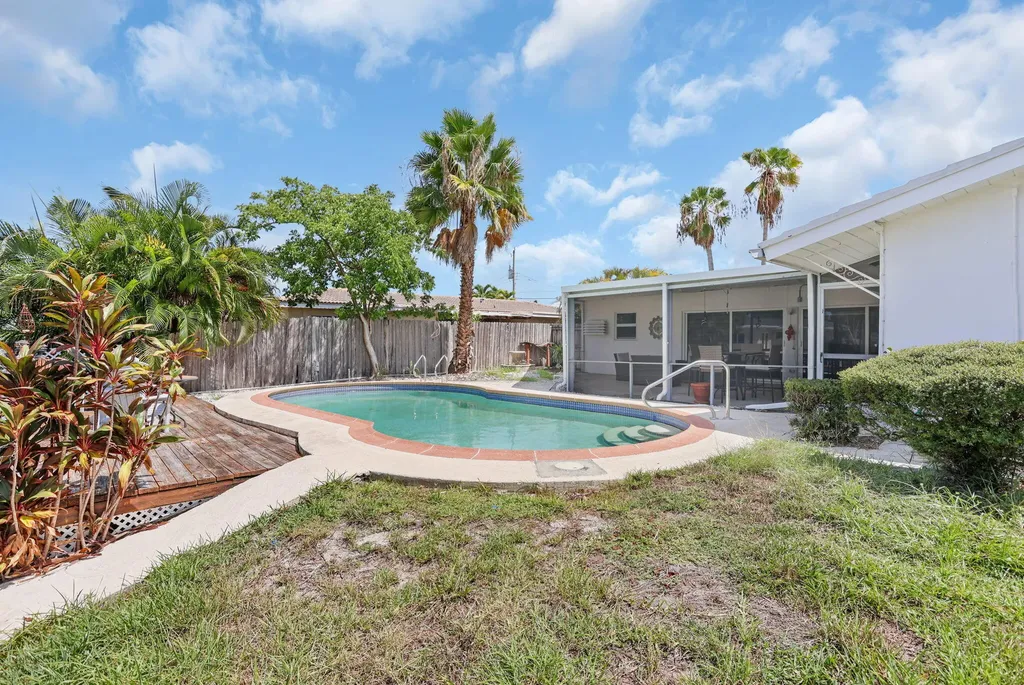 1701 NE 63rd Court Fort Lauderdale FL 33334