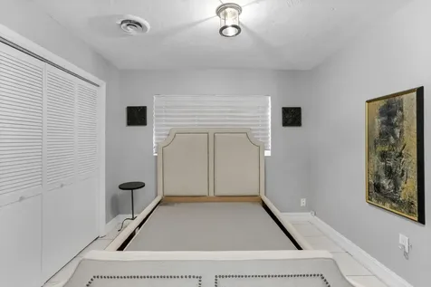 1701 NE 63rd Court Fort Lauderdale FL 33334