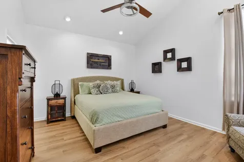 6694 NW 26th Way Boca Raton FL 33496