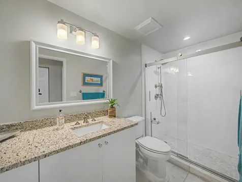 806 E Windward Way Lantana FL 33462