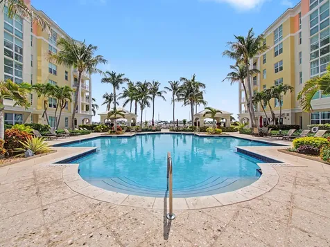 806 E Windward Way Lantana FL 33462