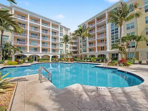 806 E Windward Way Lantana FL 33462