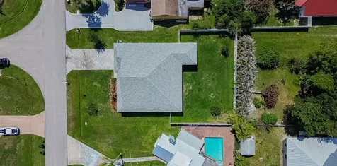 1201 SE Mendavia Avenue Port St Lucie FL 34952