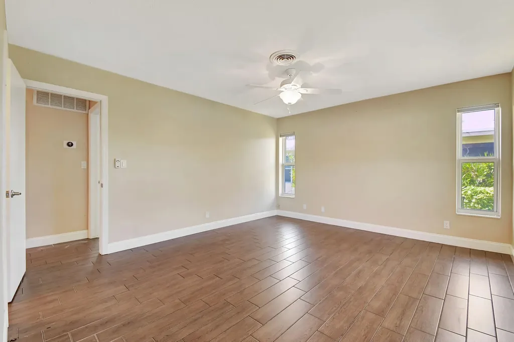 2757 NE 29th Avenue Lighthouse Point FL 33064
