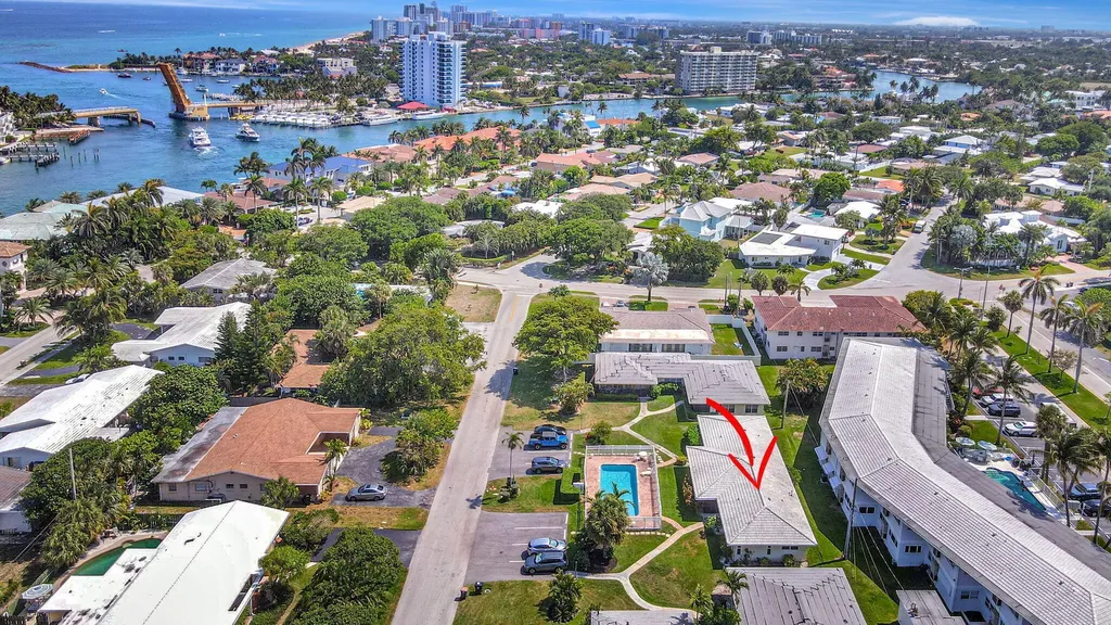 2757 NE 29th Avenue Lighthouse Point FL 33064