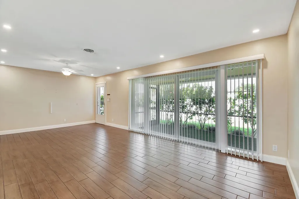 2757 NE 29th Avenue Lighthouse Point FL 33064