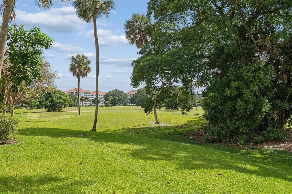 804 Cypress Grove Lane Pompano Beach FL 33069