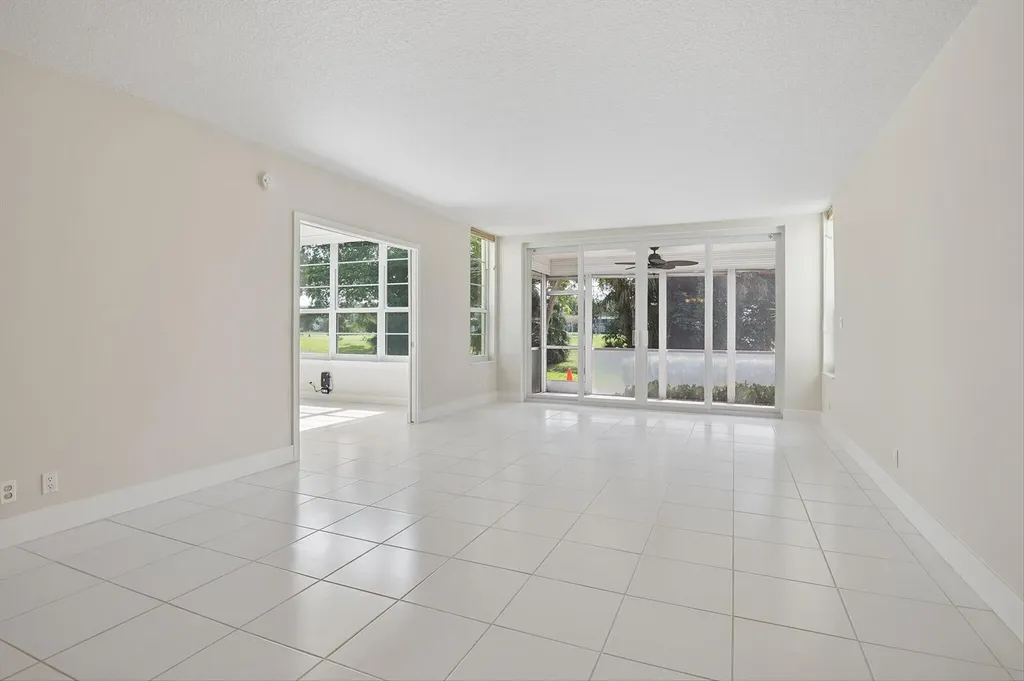 804 Cypress Grove Lane Pompano Beach FL 33069