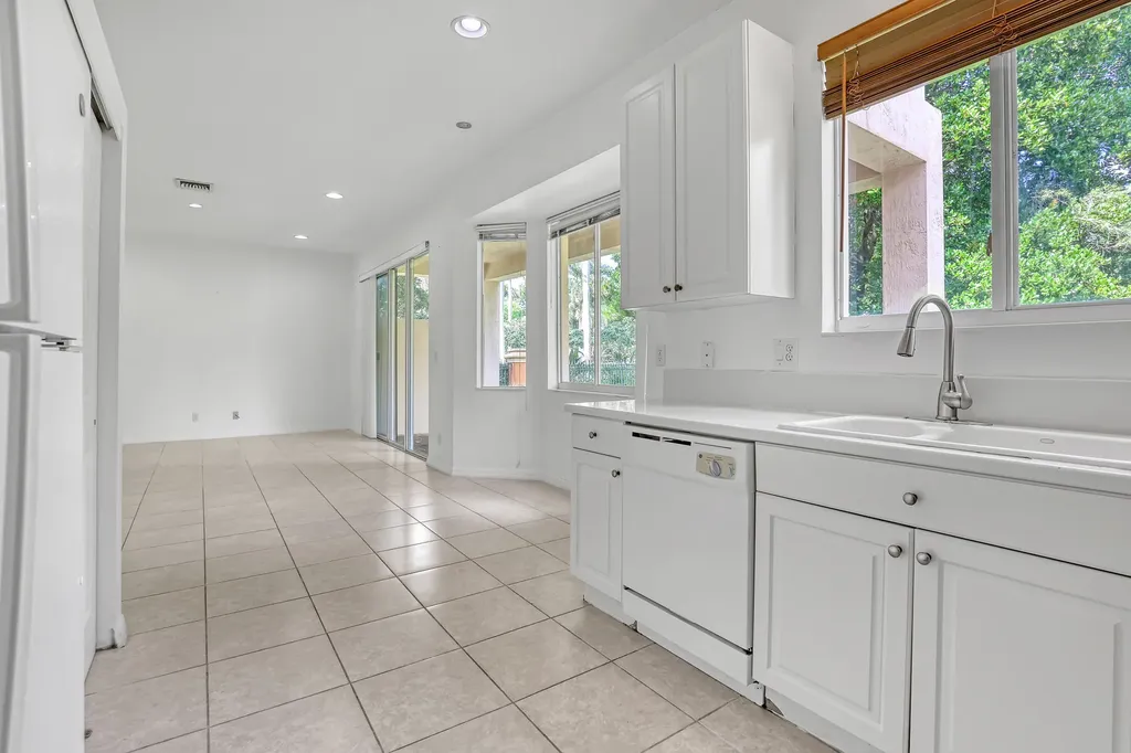 176 Bellezza Terrace Royal Palm Beach FL 33411