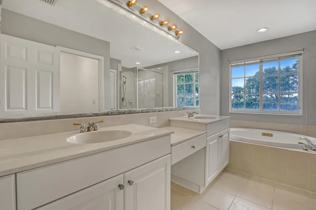 176 Bellezza Terrace Royal Palm Beach FL 33411