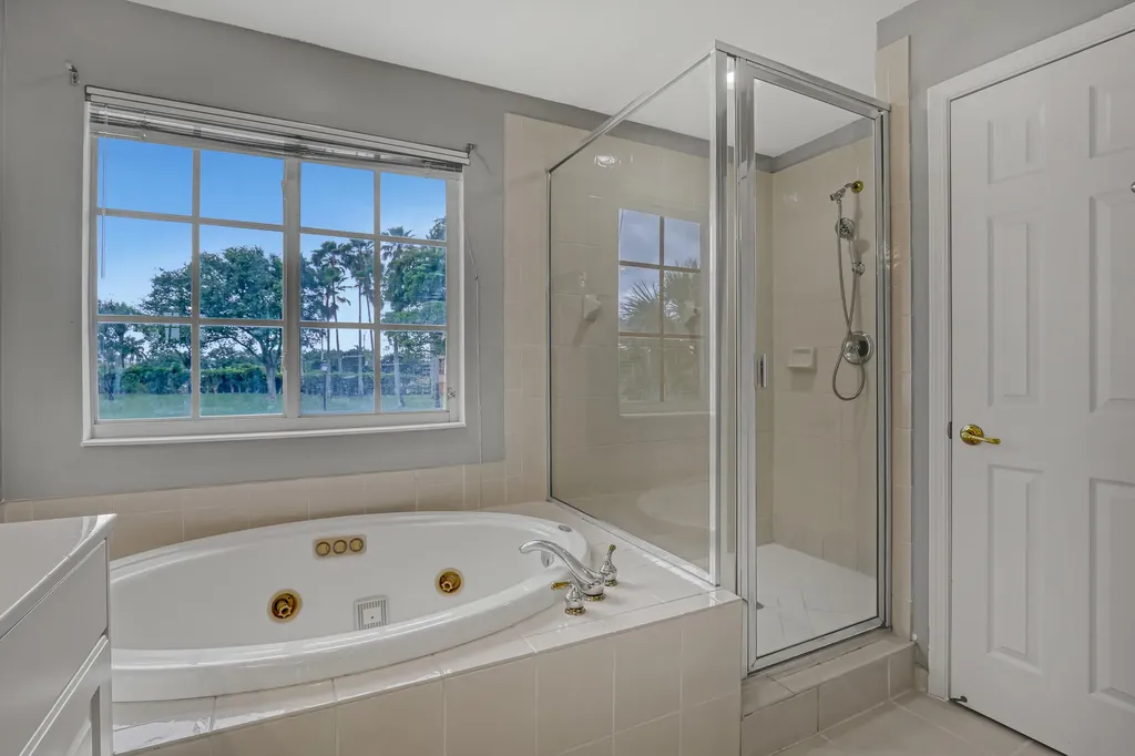 176 Bellezza Terrace Royal Palm Beach FL 33411