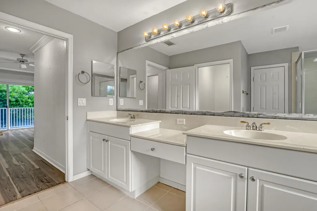 176 Bellezza Terrace Royal Palm Beach FL 33411