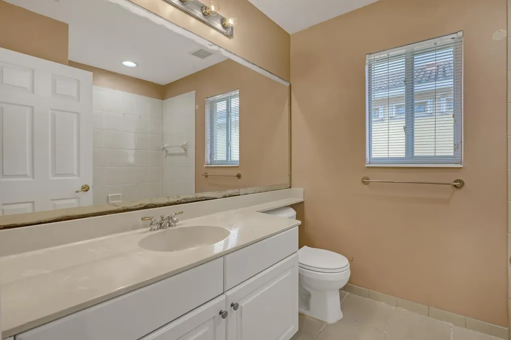 176 Bellezza Terrace Royal Palm Beach FL 33411