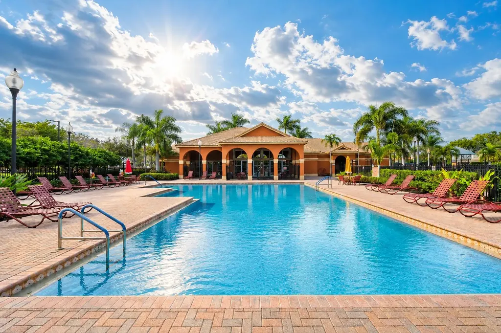 176 Bellezza Terrace Royal Palm Beach FL 33411