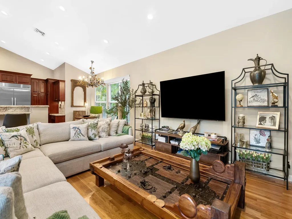 1207 Manor Drive S Weston FL 33326