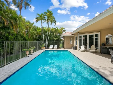 1207 Manor Drive S Weston FL 33326