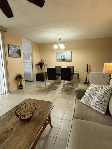 353 S Us Highway 1 Jupiter FL 33477