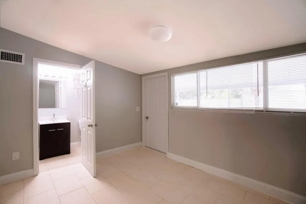 1117 NW 7th Terrace Fort Lauderdale FL 33311