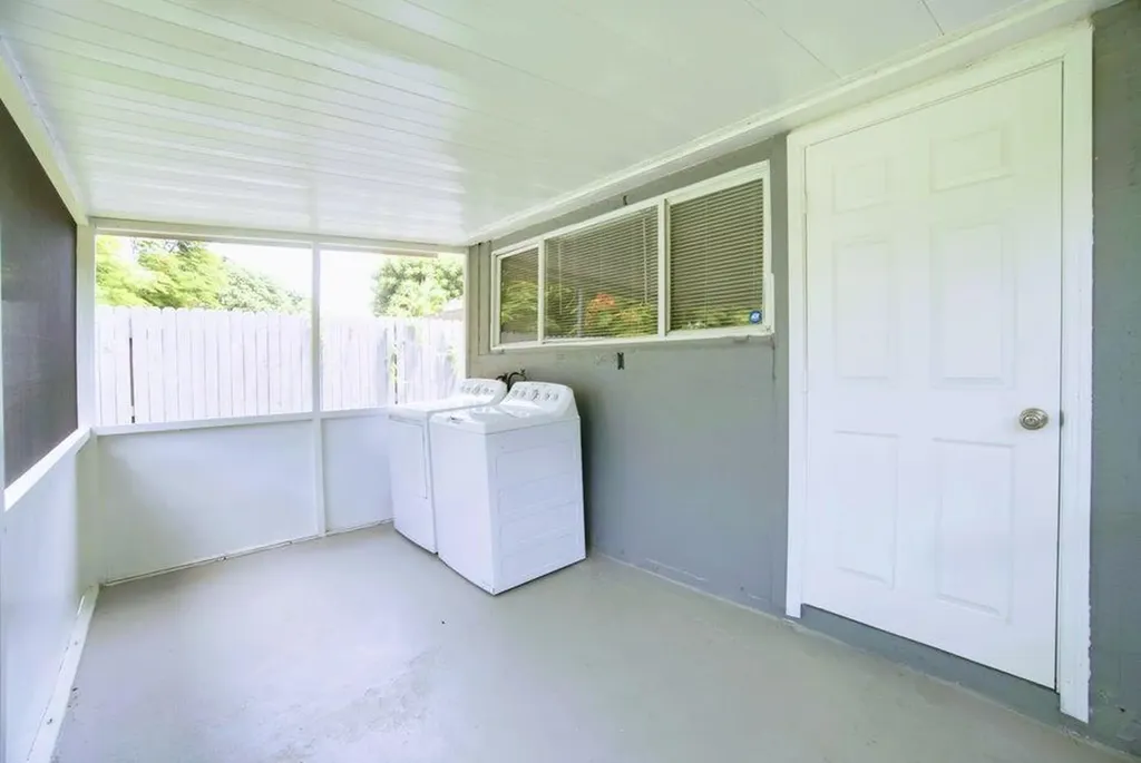 1117 NW 7th Terrace Fort Lauderdale FL 33311