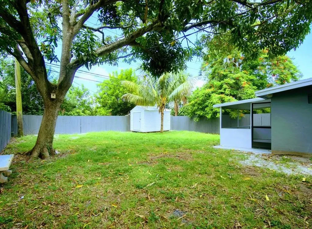 1117 NW 7th Terrace Fort Lauderdale FL 33311