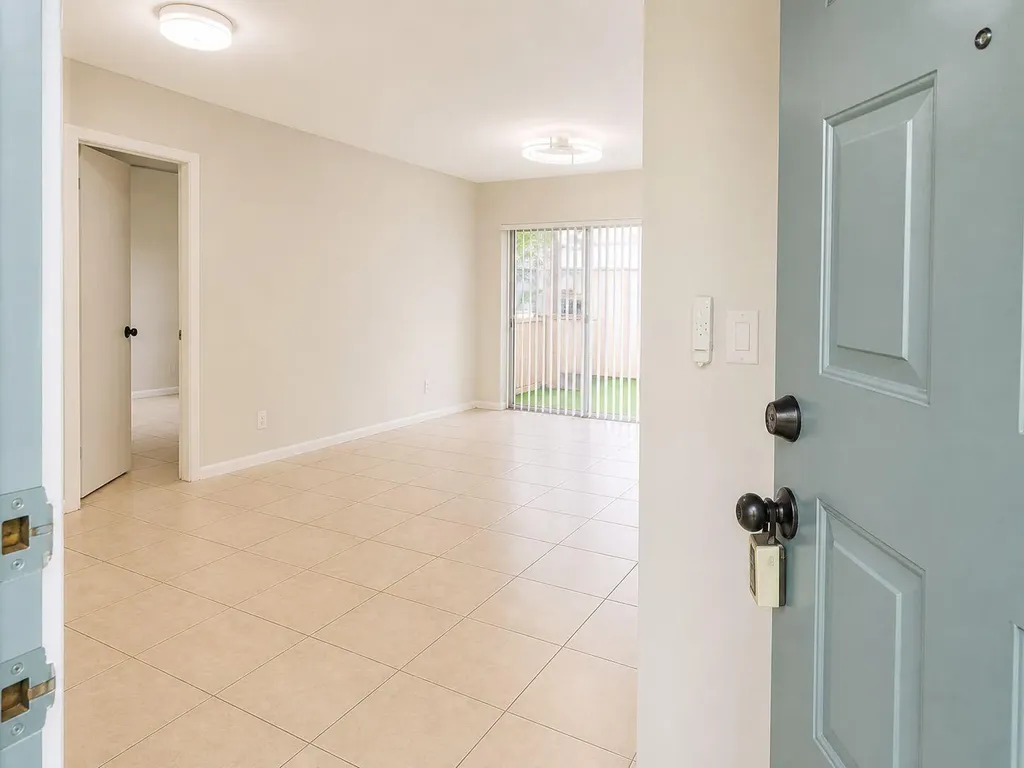2730 Forest Hills Boulevard Coral Springs FL 33065