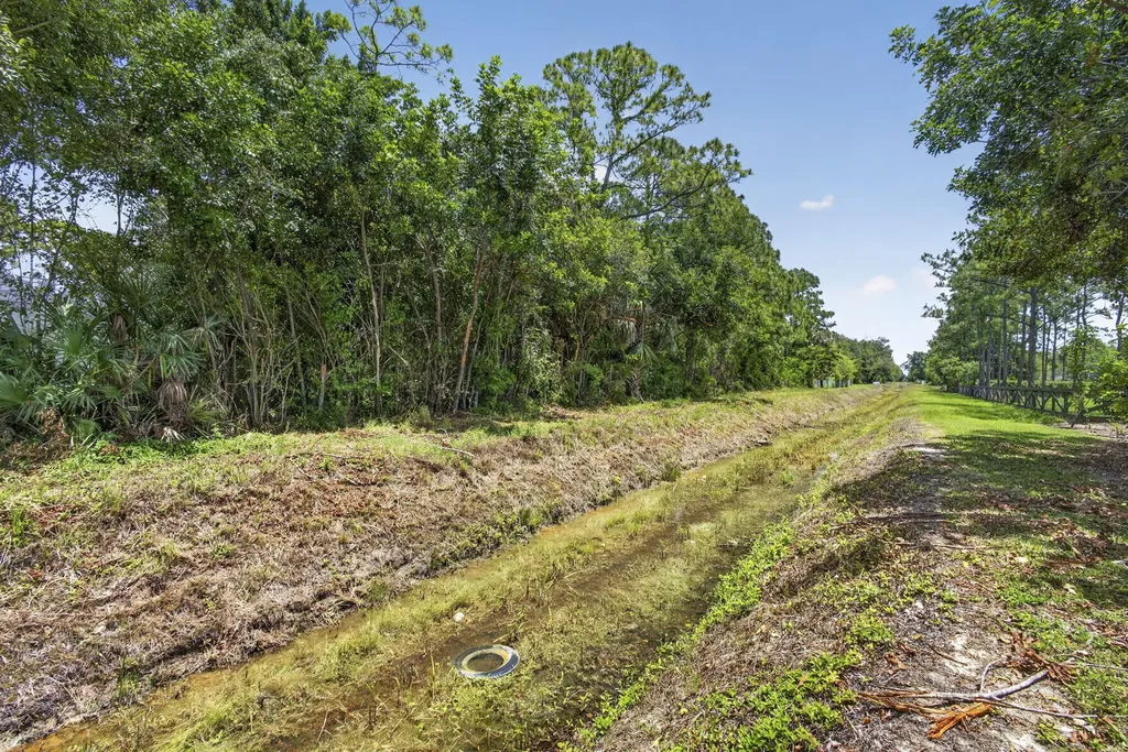 17851 62nd Road N Loxahatchee FL 33470