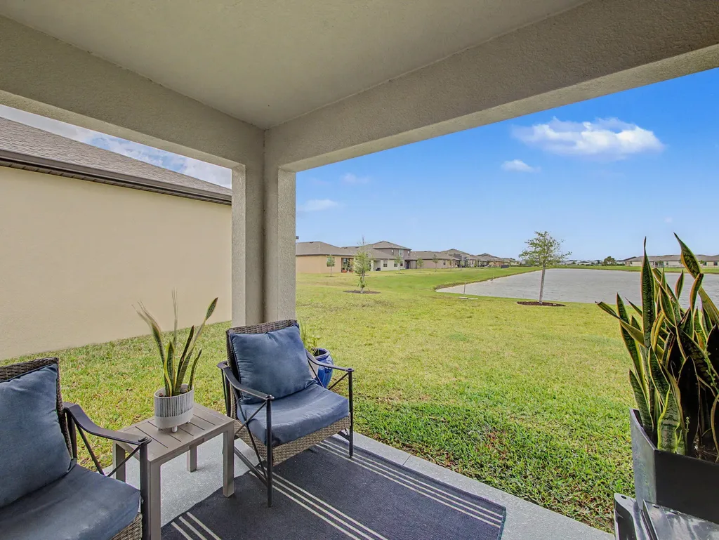 9868 SW Triton Way Port St Lucie FL 34987