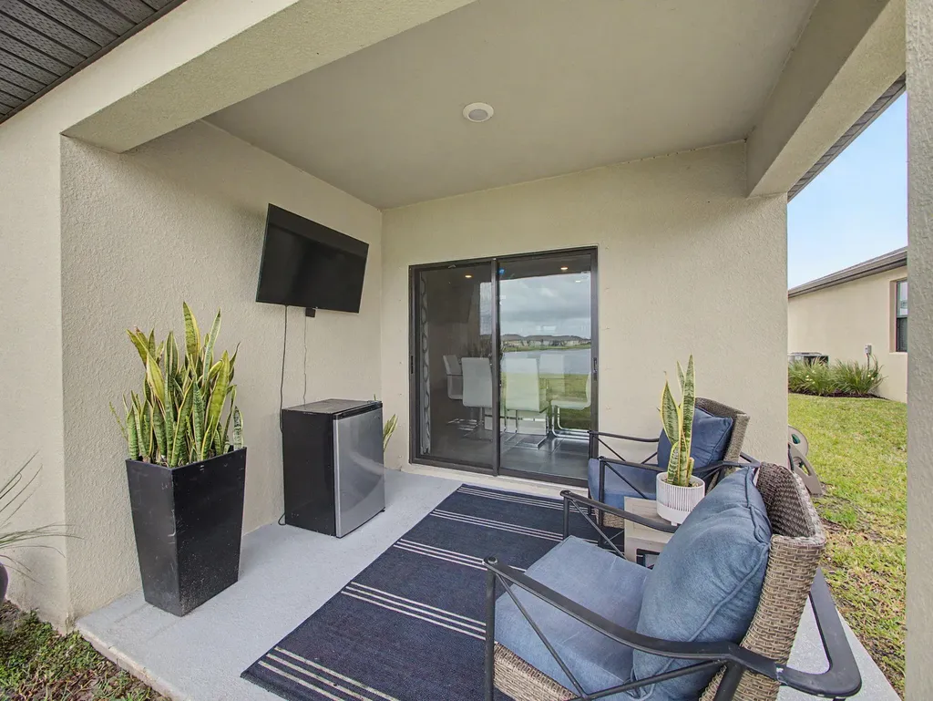 9868 SW Triton Way Port St Lucie FL 34987