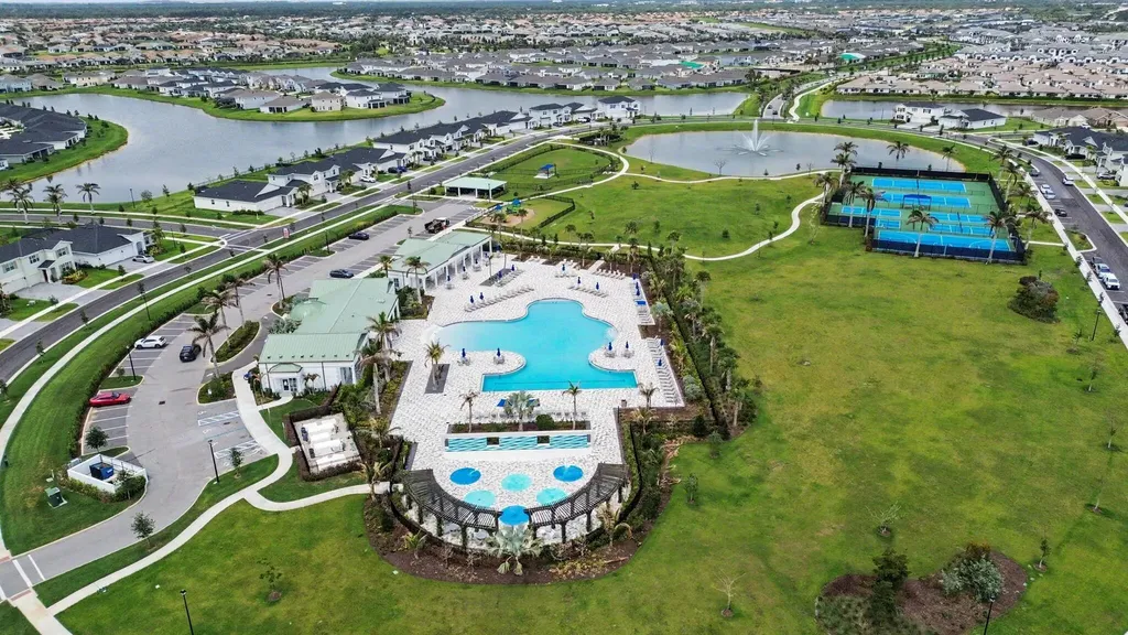 9868 SW Triton Way Port St Lucie FL 34987