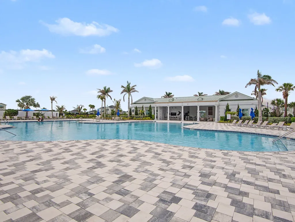 9868 SW Triton Way Port St Lucie FL 34987