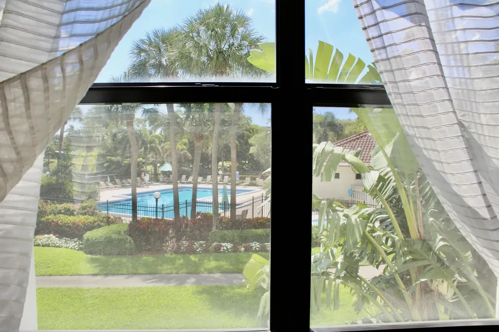 1915 Lavers Circle Delray Beach FL 33444