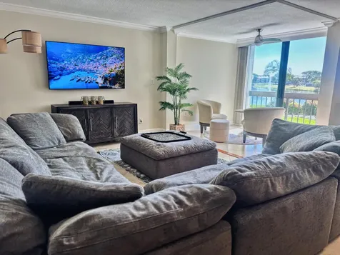 1915 Lavers Circle Delray Beach FL 33444