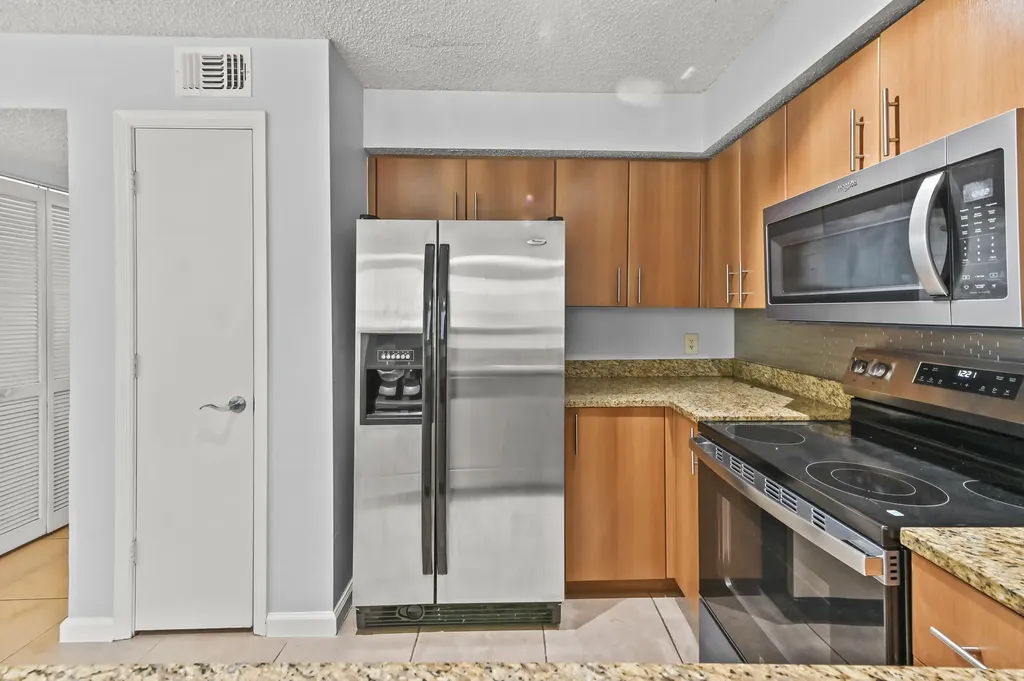 1055 Crystal Way Delray Beach FL 33444