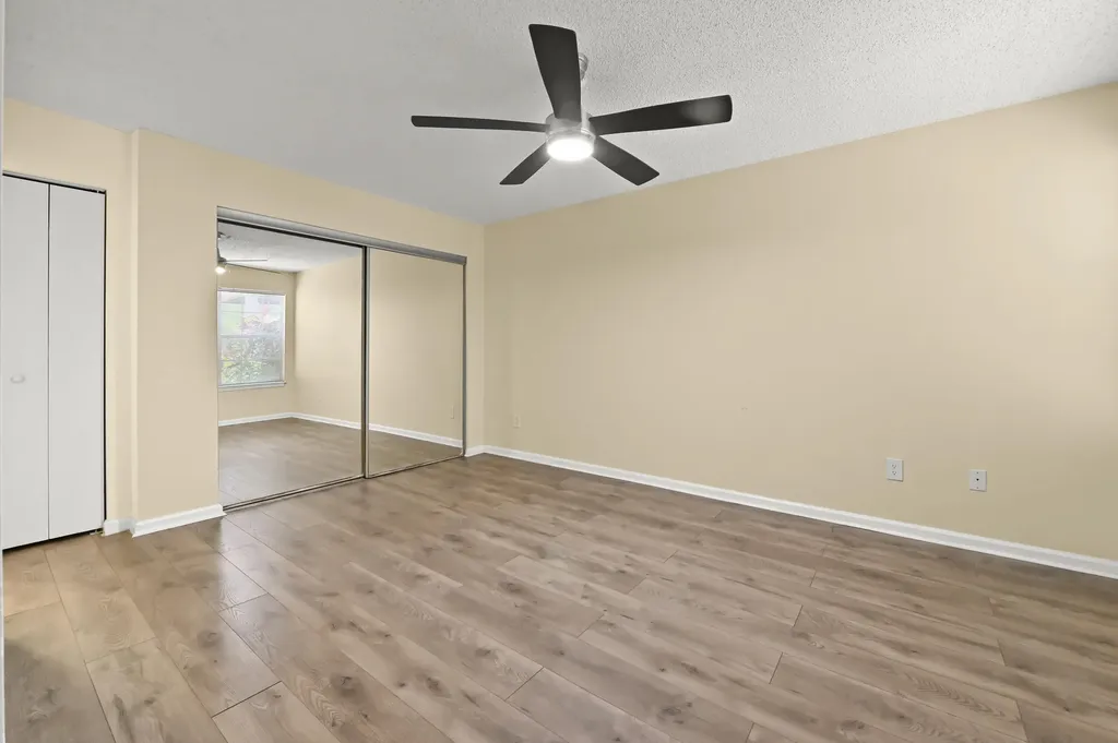 1055 Crystal Way Delray Beach FL 33444