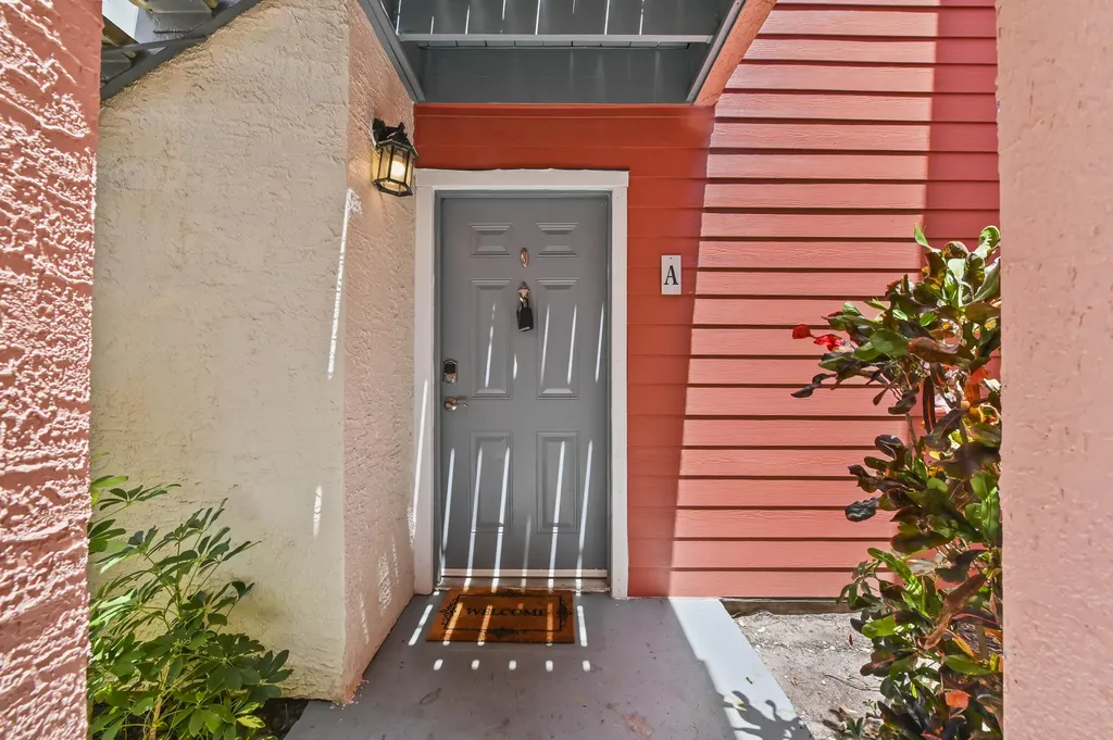 1055 Crystal Way Delray Beach FL 33444
