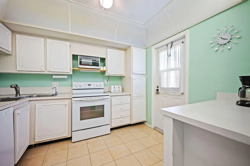 1501 S Ocean Boulevard Pompano Beach FL 33062