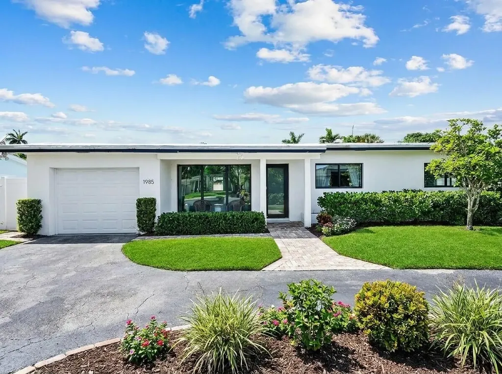 1985 Windward Drive Lauderdale By The Sea FL 33062