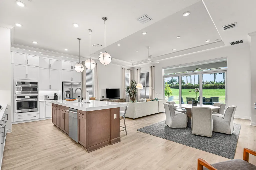 5105 Rivo Alto Circle Westlake FL 33470