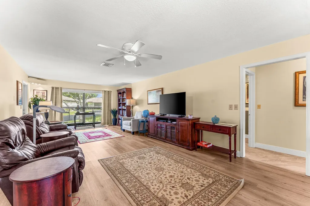 4727 Storkwood Lane Boynton Beach FL 33436