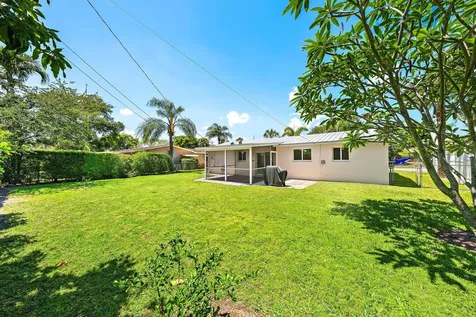 272 Holly Drive Palm Beach Gardens FL 33410