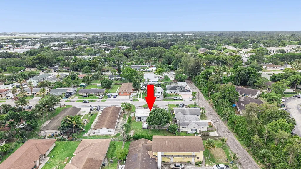 4727 Myrtle Lane West Palm Beach FL 33417