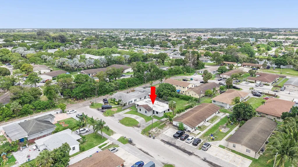 4727 Myrtle Lane West Palm Beach FL 33417