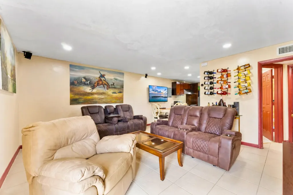 4727 Myrtle Lane West Palm Beach FL 33417